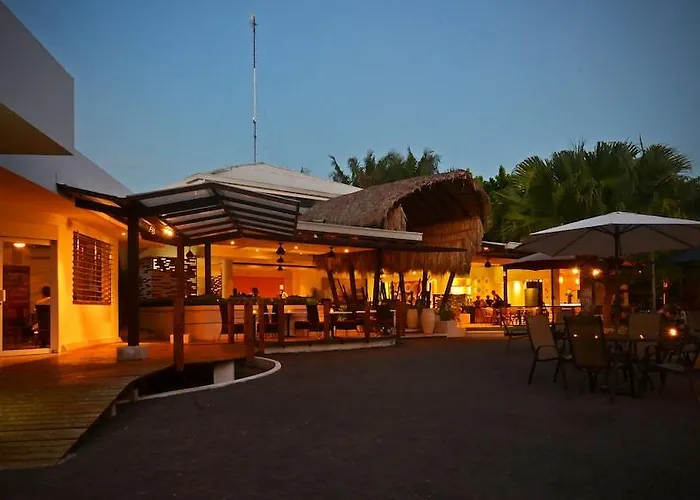 Playa Front 3* Sámara