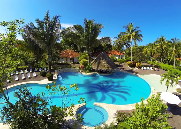 Playa Front Resort 3*