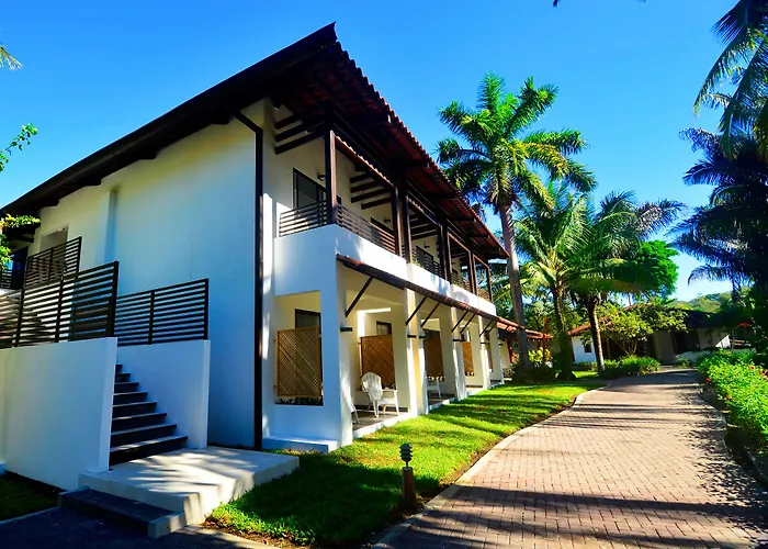 Resort Playa Front Sámara