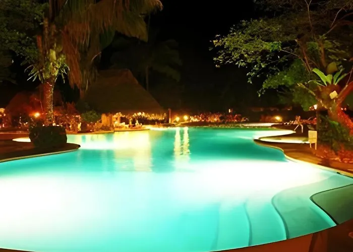 Resort Playa Front 3*