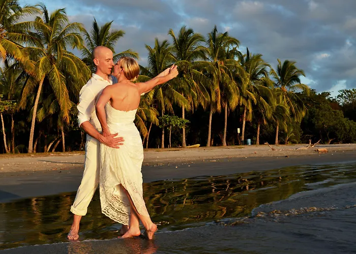 Playa Front Resort Samara